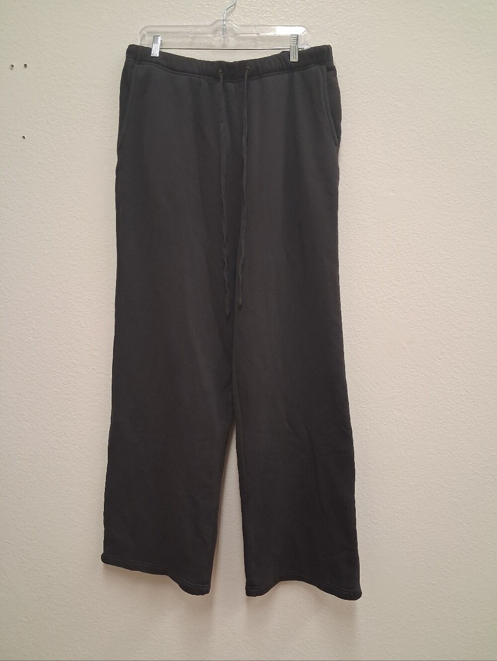 NWT Elwood Organic Cotton Sweatpants Wide Leg Drawstring Lounge Pants Men's XL.